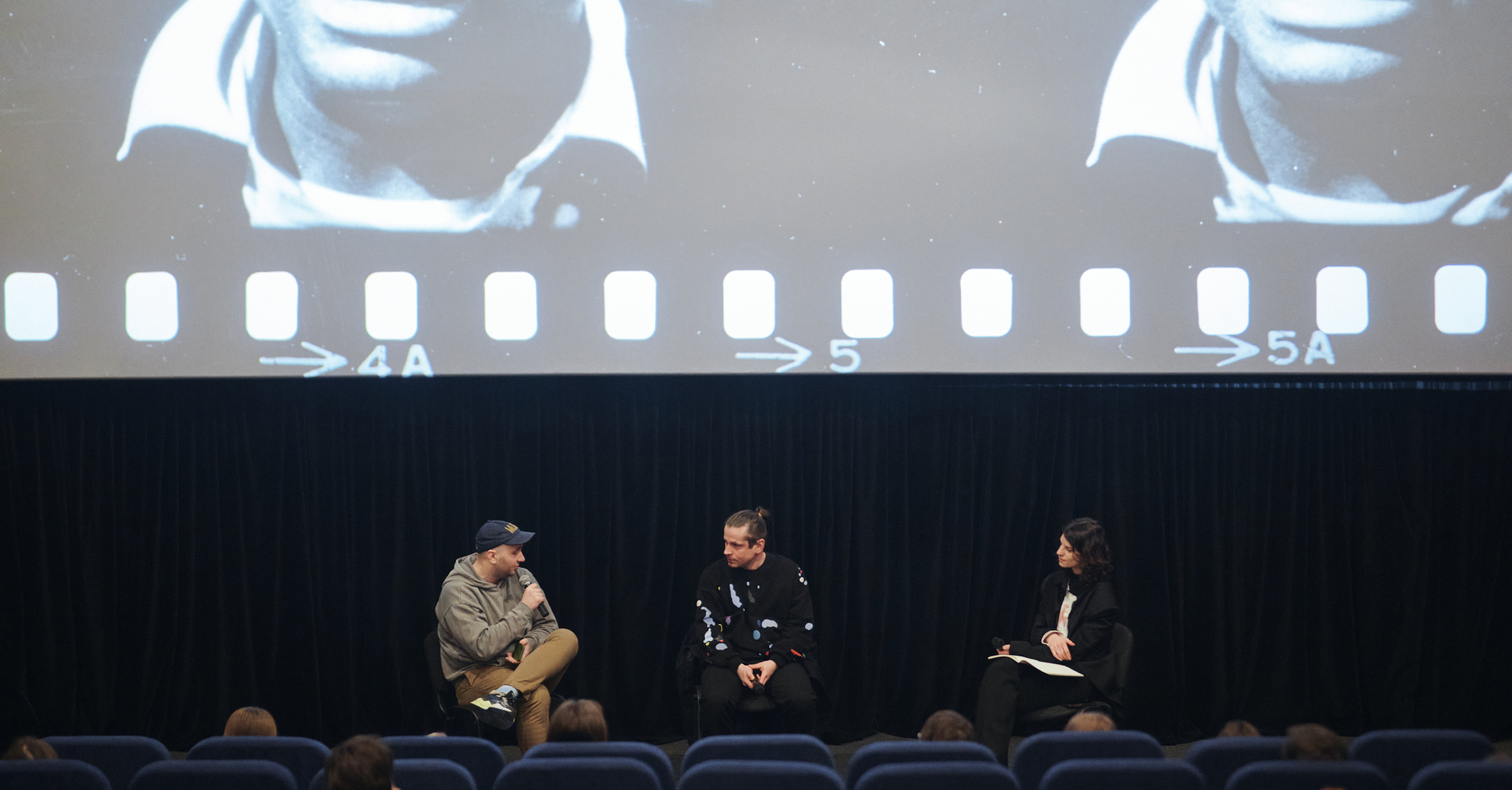 Перша презентація книги «Йонас Мекас. Розмови з кінорежисерами» в кінотеатрі «Жовтень» у Києві