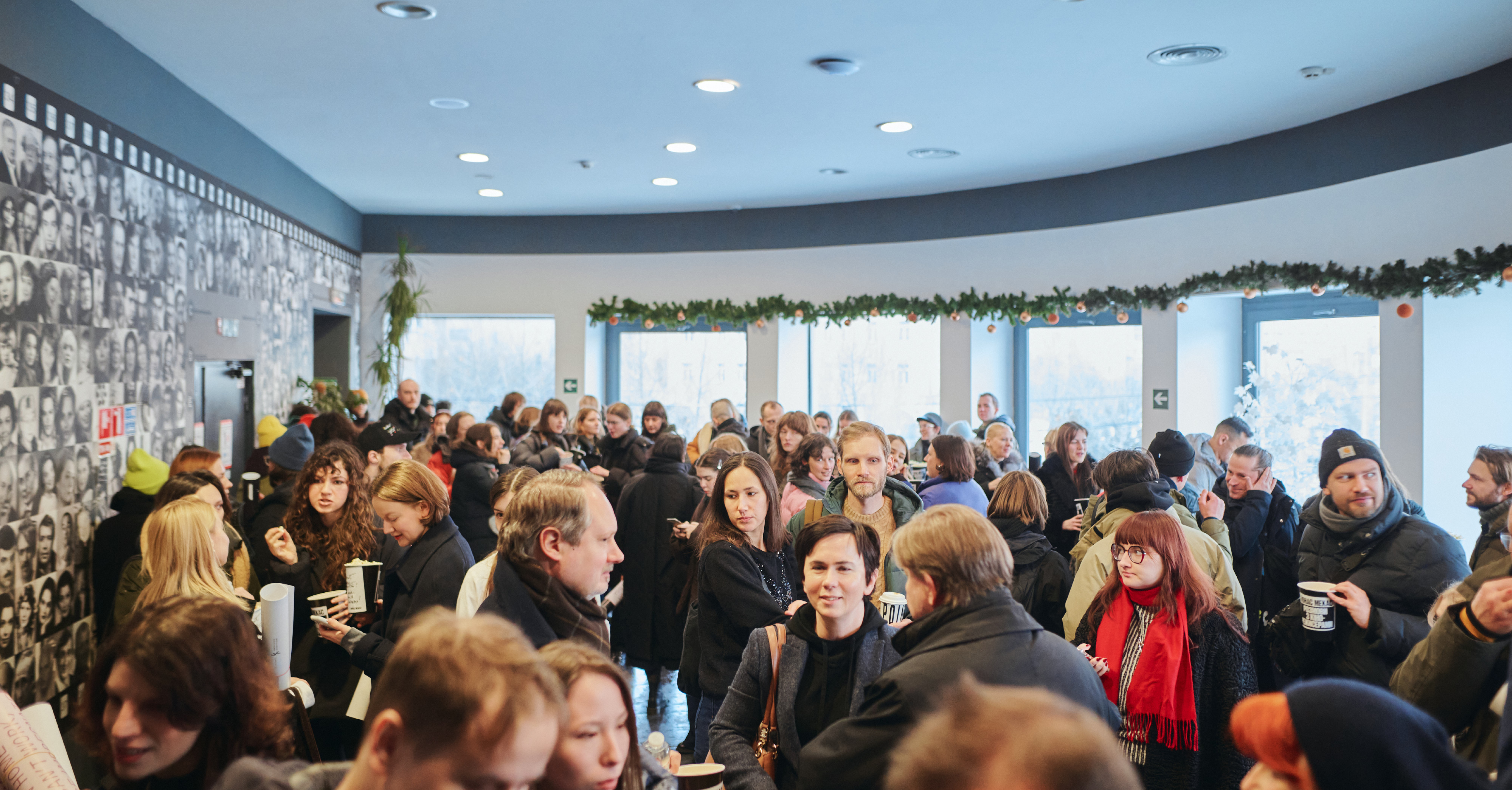 Перша презентація книги «Йонас Мекас. Розмови з кінорежисерами» в кінотеатрі «Жовтень» у Києві